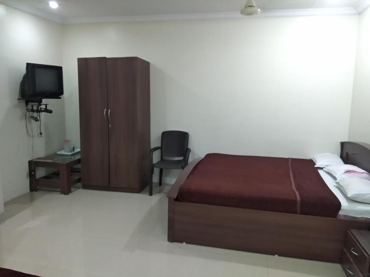 Sai Tirumala Residency Тирупати Экстерьер фото
